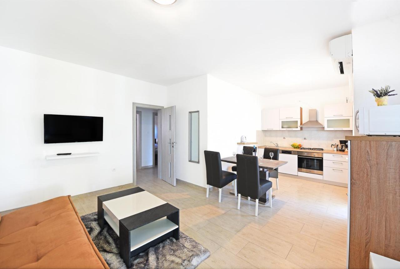 Apartments Mirasol Ουμάγκ Εξωτερικό φωτογραφία